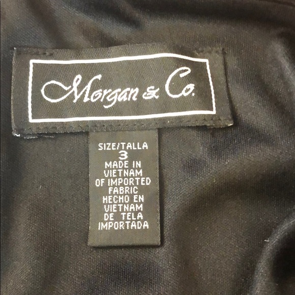 Floral printed cold shoulder dress - Picture 8 of 10